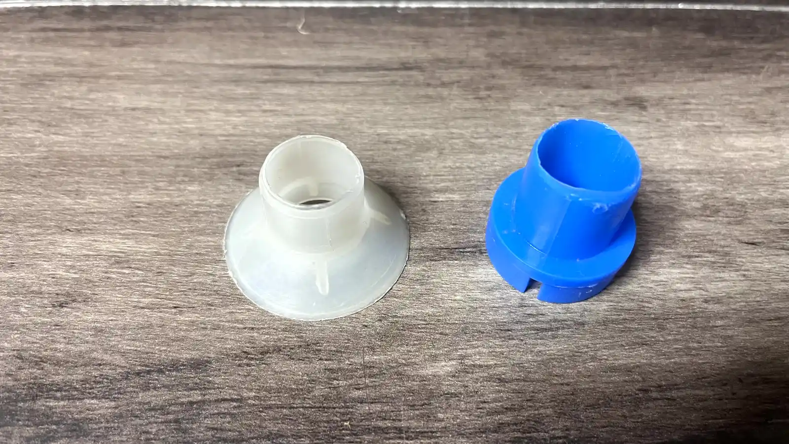 Plastic accessories for concrete formwork and shuttering